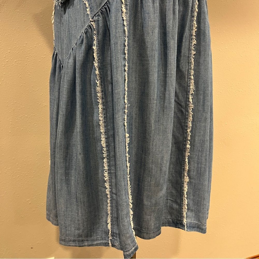 Sleeveless Patched‎ and Frayed Tunic Dress - Light Indigo size small - Picture 5 of 13